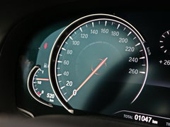 2017款 730Li 领先型