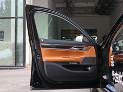 2017款 730Li 领先型