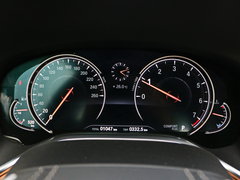 2017款 730Li 领先型
