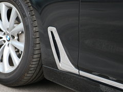 2017款 730Li 领先型