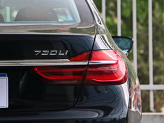 2017款 730Li 领先型