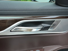 2017款 730Li 领先型