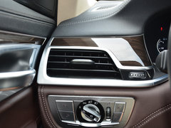 2017款 730Li 领先型