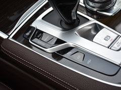 2017款 730Li 领先型
