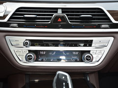 2017款 730Li 领先型
