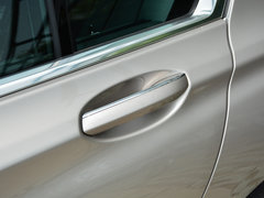 2017款 730Li 领先型