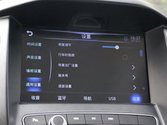2017款 1.3T 手动尊贵型