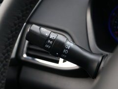 2017款 1.3T 手动尊贵型