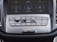 2017款 1.3T 手动尊贵型