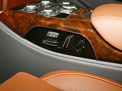 2017款 A8L 6.3 FSI W12 quattro旗舰型