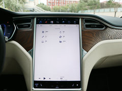 2017款 Model X 100D 长续航版
