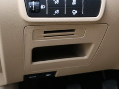 2017款 1.5T 手动尊享型7座