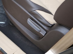 2017款 1.5T 手动尊享型7座