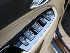 2017款 1.5T 手动尊享型7座