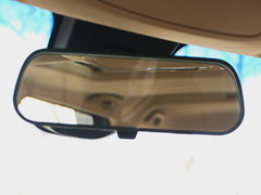 2017款 1.5T 手动尊享型7座