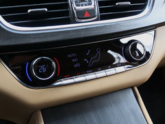 2017款 1.5T 手动尊享型7座