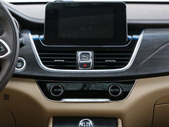 2017款 1.5T 手动尊享型7座