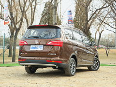 2017款 1.5T 手动尊享型7座