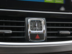2017款 1.5T 手动尊享型7座