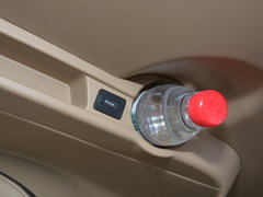 2017款 1.5T 手动尊享型7座