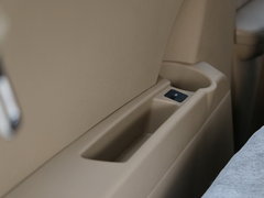 2017款 1.5T 手动豪华型7座