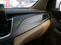2017款 1.5T 手动豪华型7座