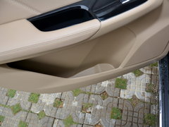2017款 1.5T 手动豪华型7座