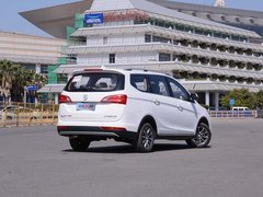 2017款 1.5T 手动尊享型7座