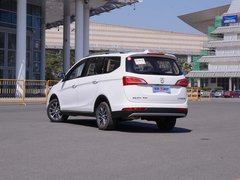 2017款 1.5T 手动尊享型7座