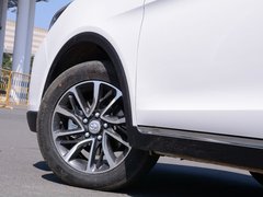 2017款 1.5T 手动尊享型7座