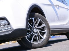 2017款 1.5T 手动尊享型7座