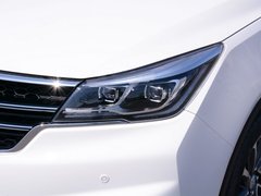 2017款 1.5T 手动尊享型7座