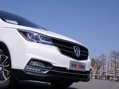 2017款 1.5T 手动尊享型7座