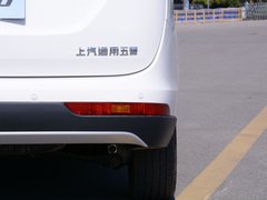 2017款 1.5T 手动尊享型7座