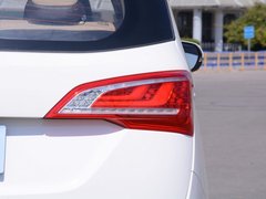 2017款 1.5T 手动尊享型7座