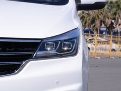 2017款 1.5T 手动尊享型7座