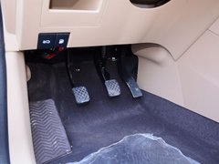 2017款 1.5T 手动尊享型7座