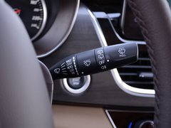 2017款 1.5T 手动尊享型7座