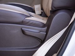2017款 1.5T 手动尊享型7座