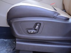 2017款 1.5T 手动尊享型7座