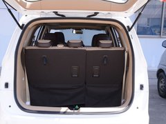 2017款 1.5T 手动尊享型7座