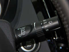 2017款 1.8T 自动豪华版