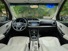 2017款 1.6L XV CVT尊享版