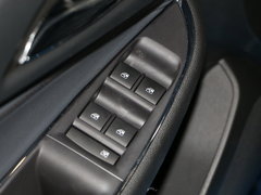 2017款 1.4T 两厢双离合领锋版
