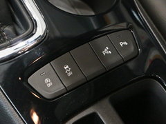 2017款 1.4T 两厢双离合领锋版