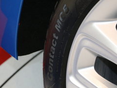 2017款 1.4T 两厢双离合领锋版