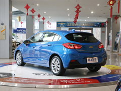2017款 1.4T 两厢双离合领锋版
