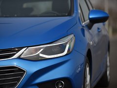 2017款 1.4T 两厢双离合领锋版