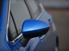 2017款 1.4T 两厢双离合领锋版
