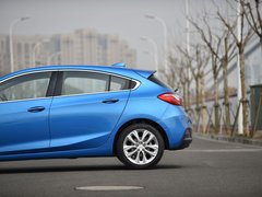 2017款 1.4T 两厢双离合领锋版